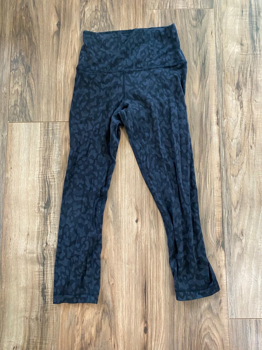 Lululemon Leggings Wunder Under Camo Black Grey Print Size 4